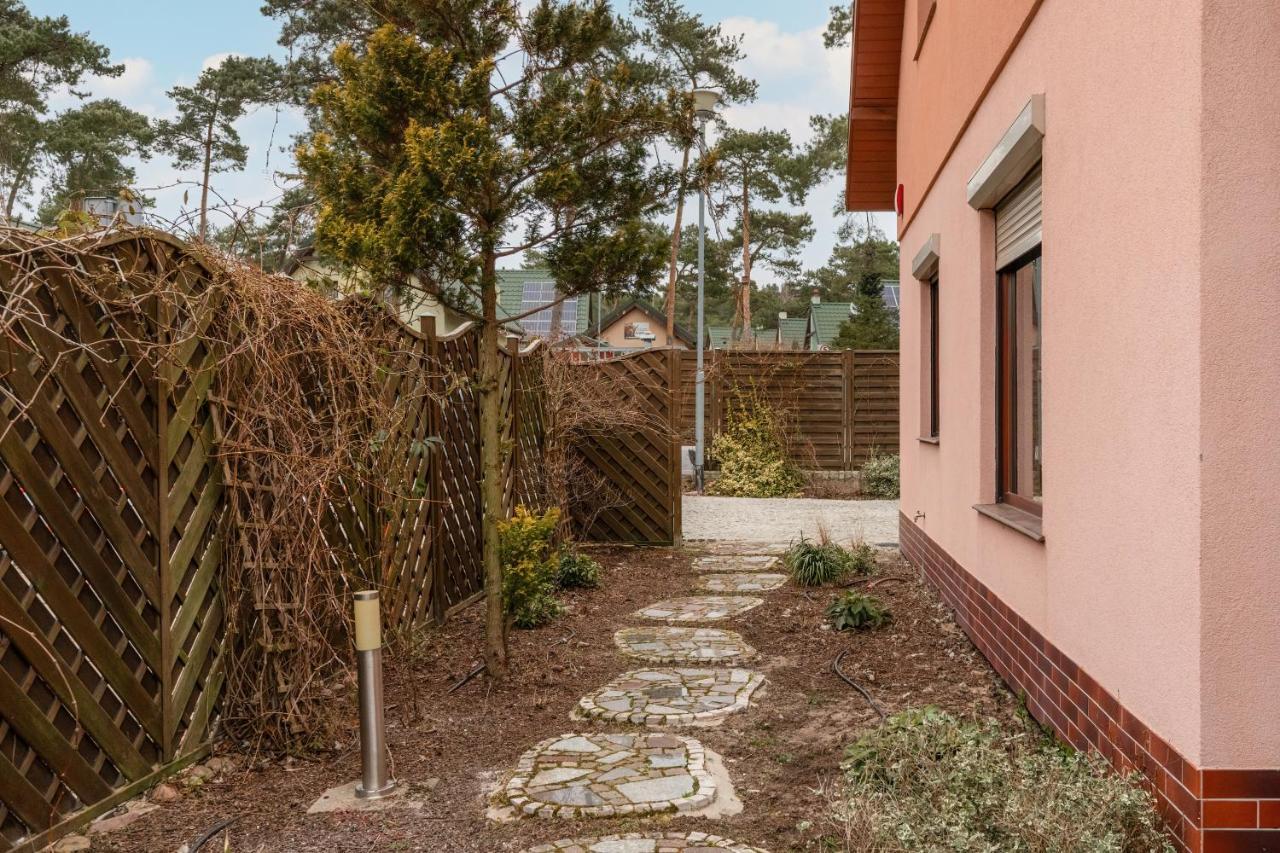 Wypoczynek W Domu Nad Morzem Lukecin Exterior foto